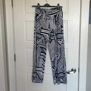 Melly M Geometric Stretchy Wide Leg Pants Size M
